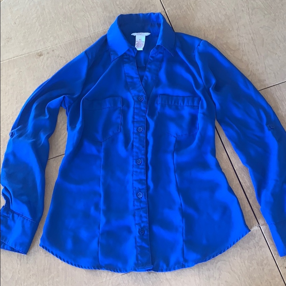 Cute Blue Button Up Top!